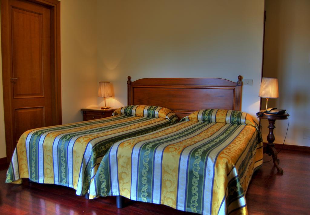 Castelnuovo Di Porto Clarice Hotel الغرفة الصورة